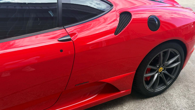Photo of Novitec Carbon Fibre Fuel Cap for the Ferrari 812 Superfast/GTS - Image 4